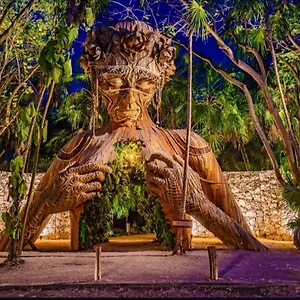 **** Hotel Ahau - Beachfront (adults Only) México