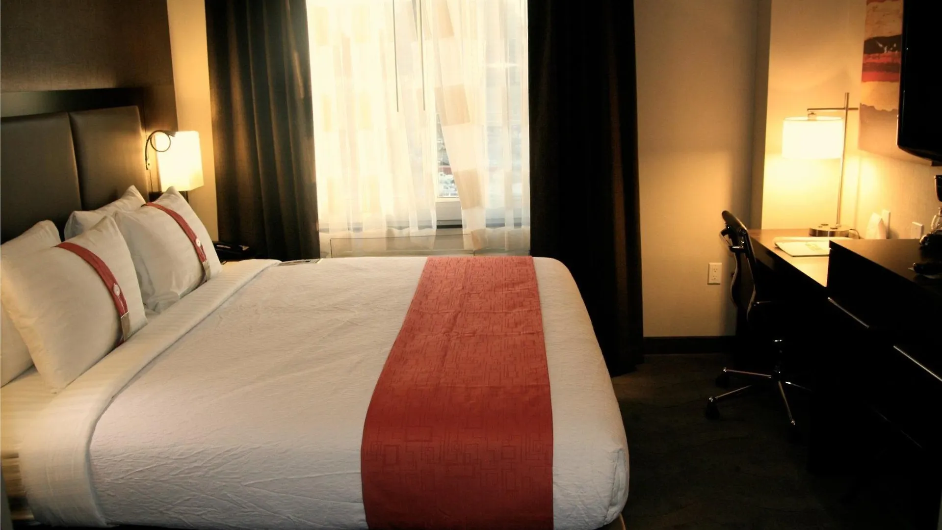 Holiday Inn Lower East Side By Ihg New York