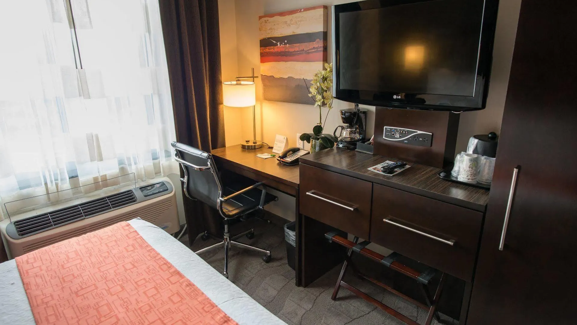 Holiday Inn Lower East Side By Ihg New York United States