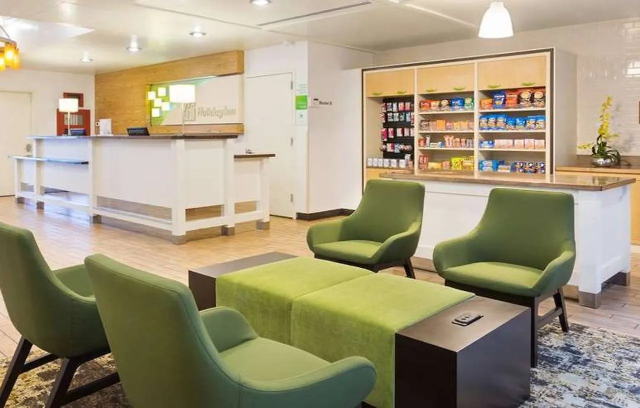 Holiday Inn Lower East Side By Ihg New York Hotel